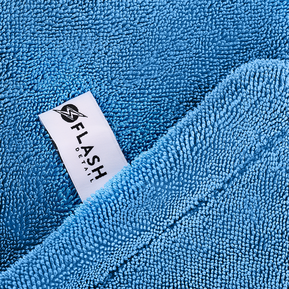 GIANT FLASH DETAIL TOWEL